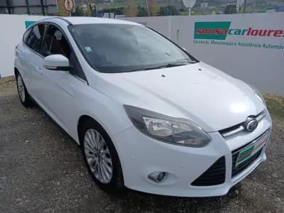 Sell Ford Focus 2012 - 7950 EUR, 136113 km - AUTO.MOTO.pt