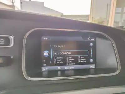 Vendo Volvo V40 2013 - 8350 EUR, 298100 km - AUTO.MOTO.pt