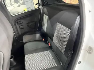 Vendo Renault Twingo 2022 - 13900 EUR, 6145 km - AUTO.MOTO.pt