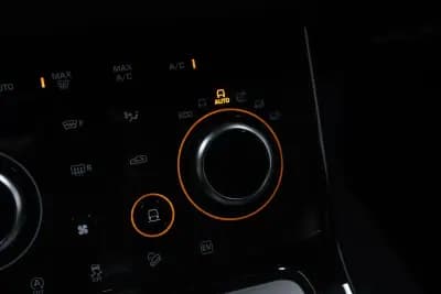 Sell Land Rover Range Rover Evoque 2021 - 40950 EUR, 20000 km - AUTO.MOTO.pt