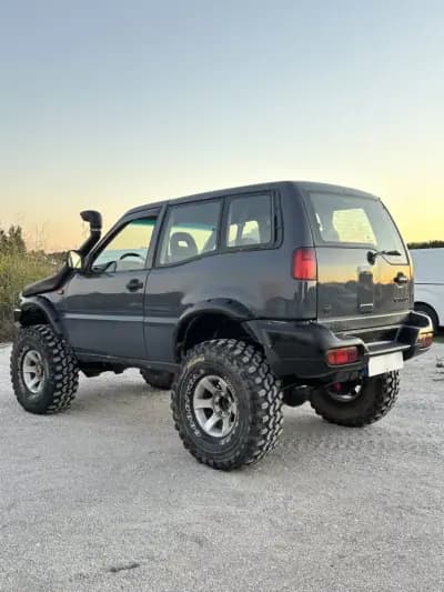 Sell Nissan Terrano II 1994 - 10500 EUR, 120000 km - AUTO.MOTO.pt