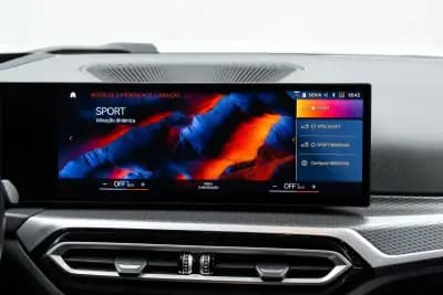 Vendo BMW 330 2023 - 43950 EUR, 44000 km - AUTO.MOTO.pt