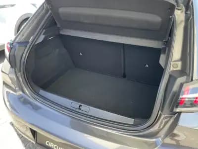 Sell Peugeot 208 2020 - 17500 EUR, 29713 km - AUTO.MOTO.pt