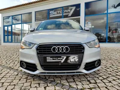 Vendo Audi A1 2010 - 11990 EUR, 196000 km - AUTO.MOTO.pt