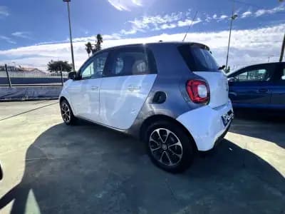 Vendo Smart 1 2017 - 10990 EUR, 119625 km - AUTO.MOTO.pt
