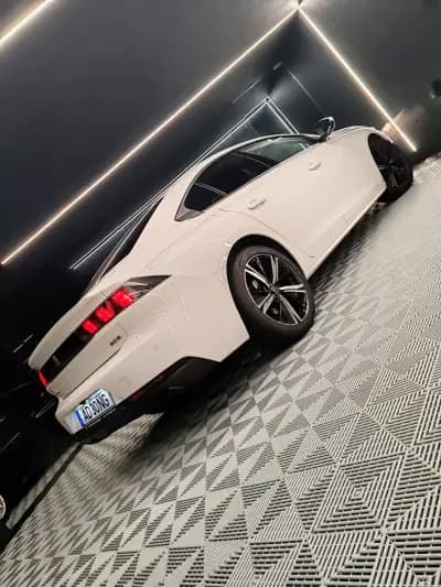 Vendo Peugeot 508 2020 - 19750 EUR, 112000 km - AUTO.MOTO.pt