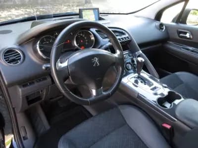 Sell Peugeot 3008 2016 - 13990 EUR, 143000 km - AUTO.MOTO.pt