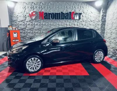 Vendo Peugeot 208 2017 - 8990 EUR, 100342 km - AUTO.MOTO.pt