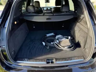 Vendo Mercedes-Benz GLE 350 2021 - 53999 EUR, 137500 km - AUTO.MOTO.pt