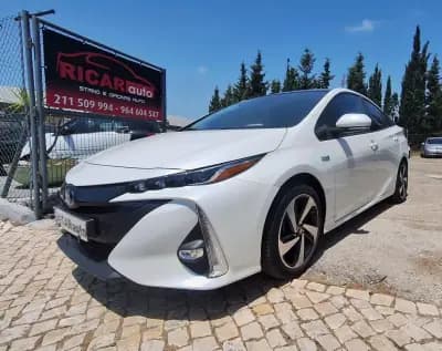 Sell Toyota Prius 2019 - 19000 EUR, 80000 km - AUTO.MOTO.pt