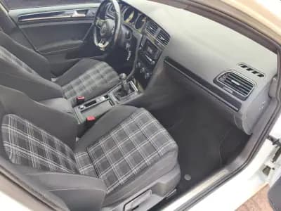 Vendo Volkswagen Golf 2014 - 17900 EUR, 195000 km - AUTO.MOTO.pt