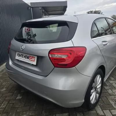 Vendo Mercedes-Benz A 160 2014 - 12950 EUR, 285717 km - AUTO.MOTO.pt