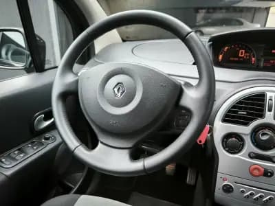 Vendo Renault Modus 2008 - 4500 EUR, 132000 km - AUTO.MOTO.pt