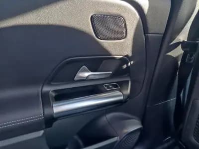 Vendo Mercedes-Benz EQA 2022 - 34900 EUR, 57500 km - AUTO.MOTO.pt