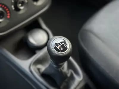 Sell Fiat Punto 2014 - 6490 EUR, 145800 km - AUTO.MOTO.pt