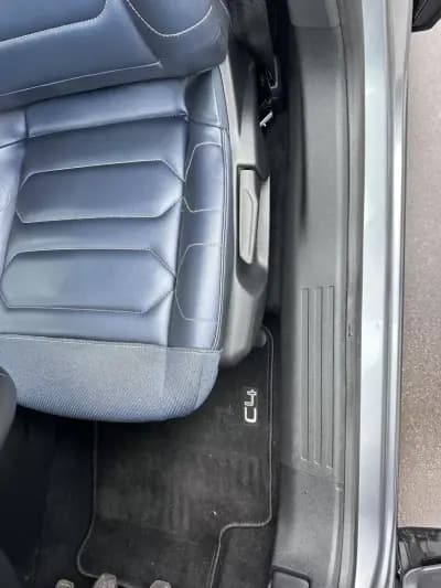 Vendo Citroën C4 2021 - 15900 EUR, 175000 km - AUTO.MOTO.pt