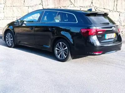 Sell Toyota Avensis Touring Sports 2015 - 15490 EUR, 118500 km - AUTO.MOTO.pt