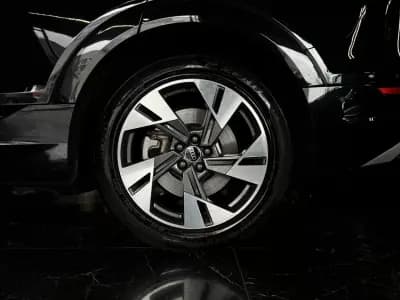 Vendo Audi e-tron Sportback 2022 - 39990 EUR, 95200 km - AUTO.MOTO.pt