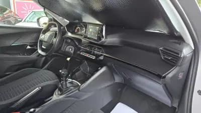 Vendo Peugeot 2008 2021 - 16250 EUR, 42900 km - AUTO.MOTO.pt