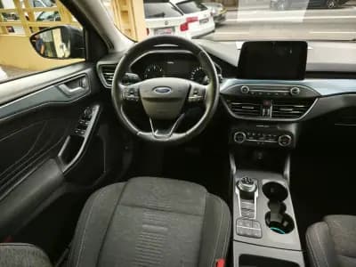 Vendo Ford Focus 2020 - 19900 EUR, 120000 km - AUTO.MOTO.pt