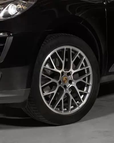 Vendo Porsche Macan 2017 - 47950 EUR, 116000 km - AUTO.MOTO.pt