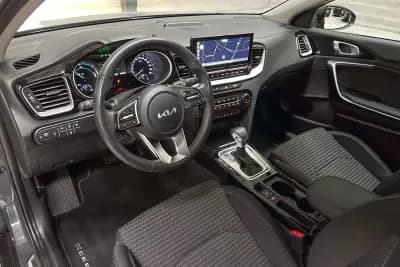 Sell Kia XCeed 2022 - 21950 EUR, 37220 km - AUTO.MOTO.pt