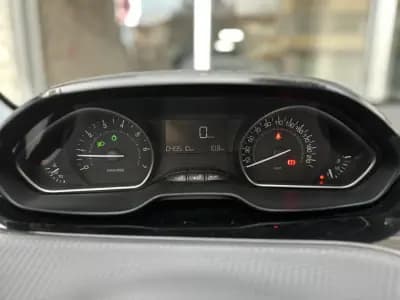 Sell Peugeot 2008 2016 - 9990 EUR, 49000 km - AUTO.MOTO.pt