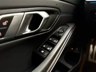 Vendo BMW 320 2022 - 31950 EUR, 89000 km - AUTO.MOTO.pt