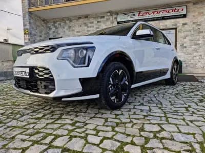 Vendo Kia Niro EV 2024 - 33500 EUR, 1700 km - AUTO.MOTO.pt