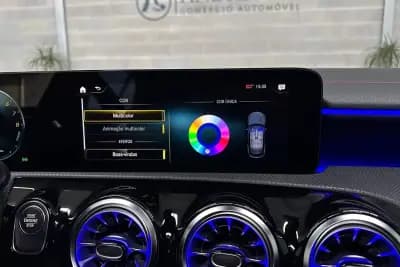 Vendo Mercedes-Benz CLA 250 2022 - 32950 EUR, 38283 km - AUTO.MOTO.pt