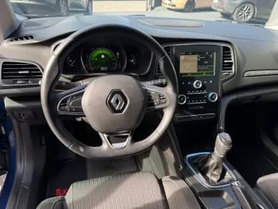 Sell Renault Mégane 2018 - 14900 EUR, 105000 km - AUTO.MOTO.pt