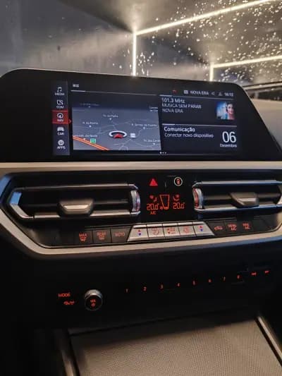 Vendo BMW 320 2021 - 26750 EUR, 123834 km - AUTO.MOTO.pt