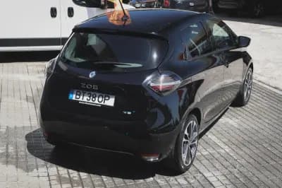Vendo Renault Zoe 2022 - 19880 EUR, 5620 km - AUTO.MOTO.pt