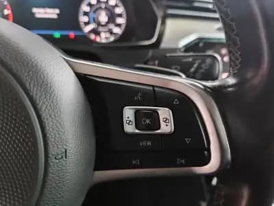 Vendo Volkswagen Passat Variant 2018 - 21990 EUR, 137500 km - AUTO.MOTO.pt