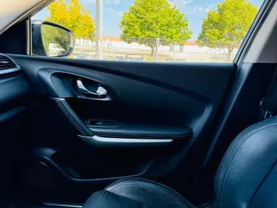 Sell Renault Kadjar 2016 - 18000 EUR, 105000 km - AUTO.MOTO.pt