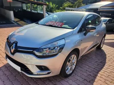 Vendo Renault Clio 2019 - 13250 EUR, 142000 km - AUTO.MOTO.pt