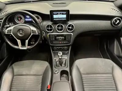 Vendo Mercedes-Benz A 180 2014 - 16990 EUR, 134000 km - AUTO.MOTO.pt