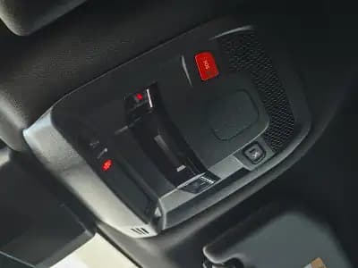 Vendo Peugeot 508 2020 - 22450 EUR, 139000 km - AUTO.MOTO.pt