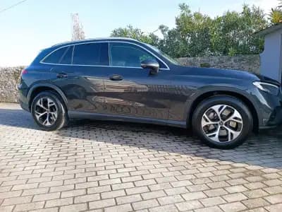 Sell Mercedes-Benz GLC 300 2023 - 59999 EUR, 21000 km - AUTO.MOTO.pt