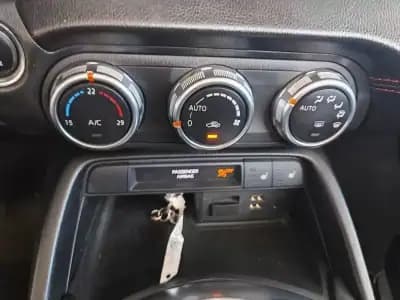 Vendo Mazda MX-5 2017 - 23500 EUR, 67000 km - AUTO.MOTO.pt