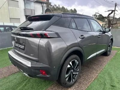 Vendo Peugeot 2008 2021 - 17900 EUR, 95000 km - AUTO.MOTO.pt