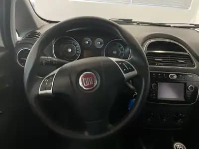 Vendo Fiat Punto 2017 - 9250 EUR, 97114 km - AUTO.MOTO.pt