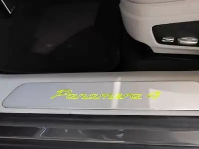 Sell Porsche Panamera 2017 - 67750 EUR, 99900 km - AUTO.MOTO.pt