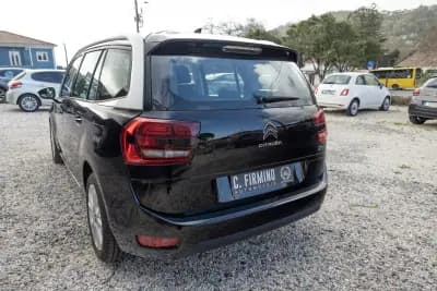 Sell Citroën C4 Spacetourer 2019 - 14550 EUR, 111820 km - AUTO.MOTO.pt
