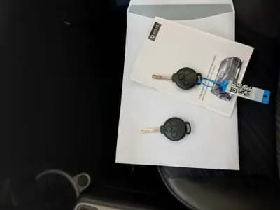 Sell Smart Fortwo Cabrio 2013 - 9990 EUR, 98000 km - AUTO.MOTO.pt