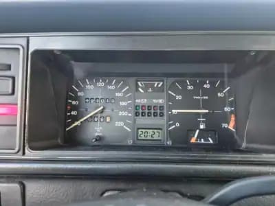 Sell Volkswagen Golf Cabriolet 1991 - 9950 EUR, 127019 km - AUTO.MOTO.pt