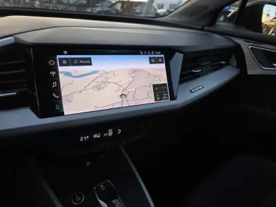 Vendo Audi Q4 e-tron 2022 - 36990 EUR, 56000 km - AUTO.MOTO.pt