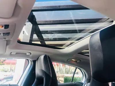 Sell Mercedes-Benz GLA 200 2014 - 20000 EUR, 200000 km - AUTO.MOTO.pt