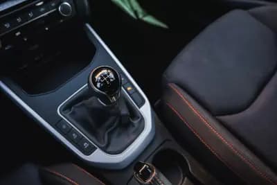 Sell SEAT Arona 2023 - 17500 EUR, 52100 km - AUTO.MOTO.pt