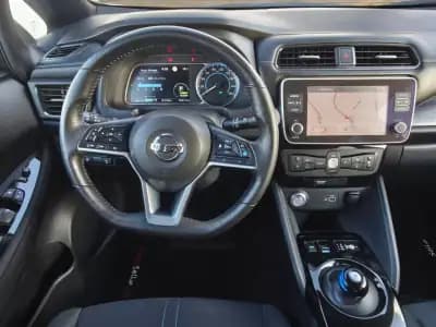 Sell Nissan Leaf 2020 - 21600 EUR, 25600 km - AUTO.MOTO.pt